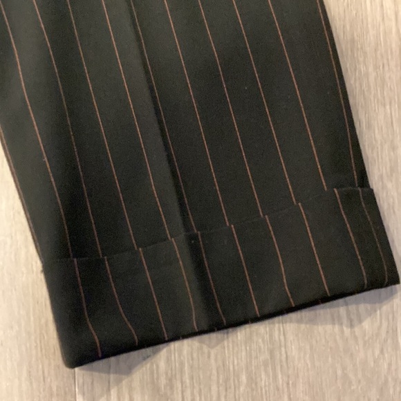 Larry Levine Cropped Pants - Picture 2 of 10